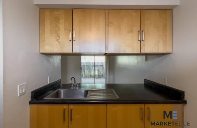2528 West Belmont Avenue - 2528 West Belmont Avenue, Phoenix, AZ 85051
