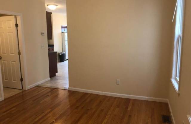 198 Falcon St. Gallery 3