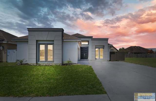 2170 Portofino Blvd - 2170 Portofino Boulevard, Brownsville, TX 78526