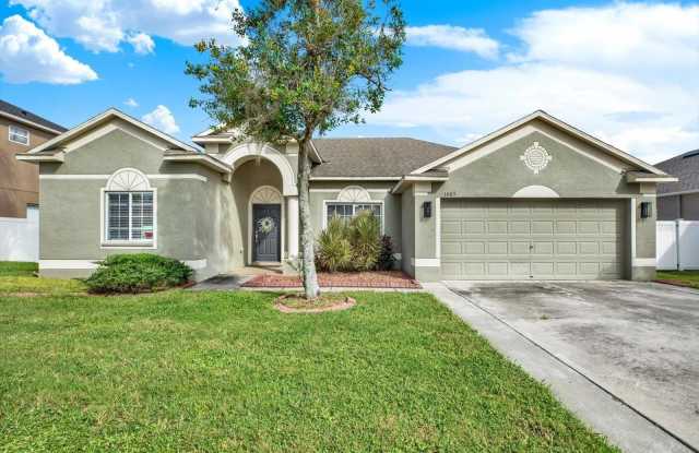 1605 AMARYLLIS Court Gallery 1