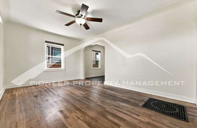 Stunning Home with Fenced Yard and Washer/Dryer Gallery 3
