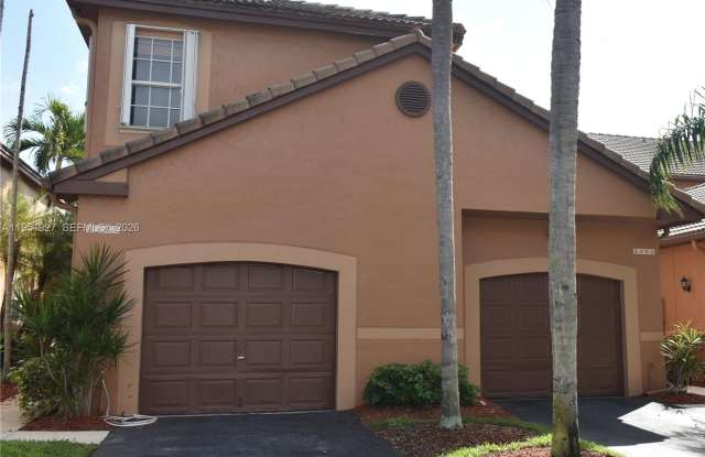 1402 Veracruz Ln photos photos