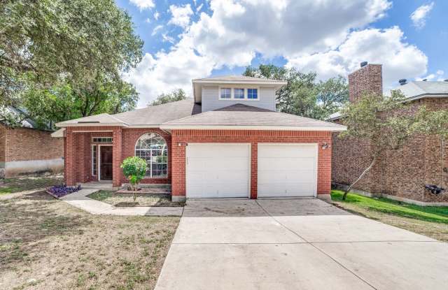 Spacious two-story home in established Silver Creek photos photos
