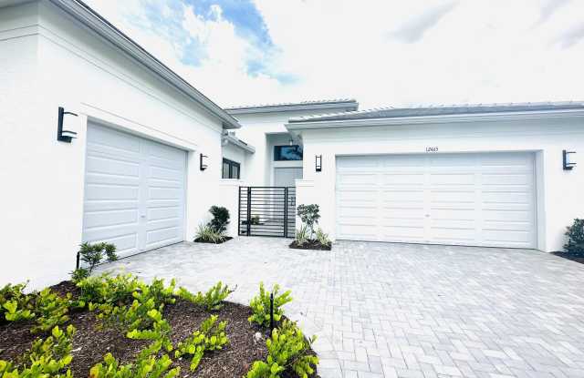 12465 SW Crystal Cove Drive photos photos