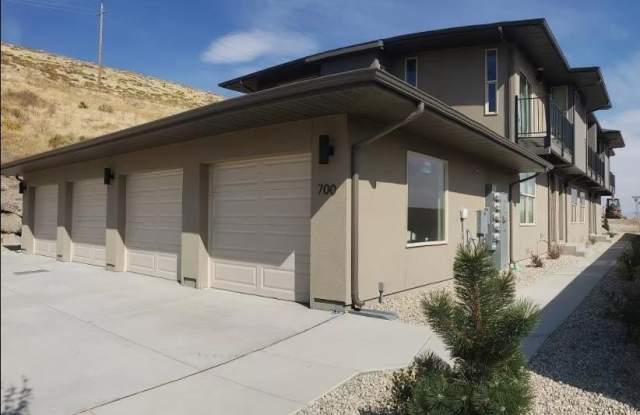 740 Bluffs Court lot: 101 Gallery 2