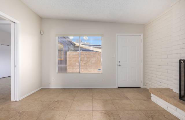 Quaint Two Bedroom, Two Bathroom in Tempe Gallery 4