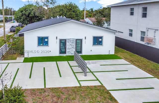 1397 NW 40th St Gallery 3