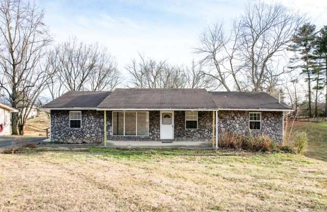 1002 Kiser Blvd photos photos