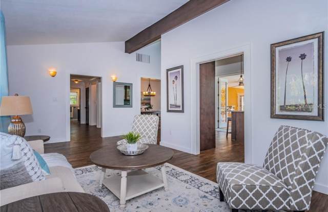 3984 MCKAY CREEK DRIVE Gallery 4