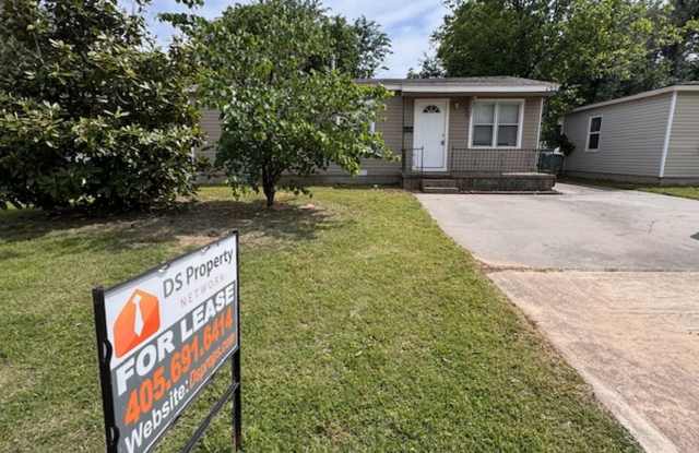 Norman 2 bed cutie, clean and ready for move in!  covered porch and storage shed! photos photos