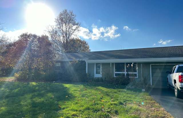 Three Bedroom Single Family Home in the Country photos photos
