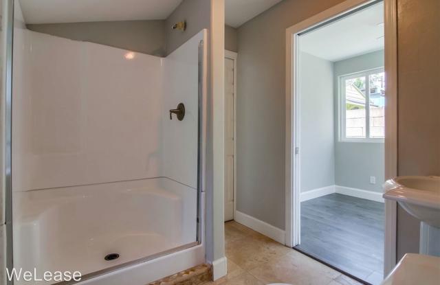 4476 Muir Ave (Back Unit) Gallery 4