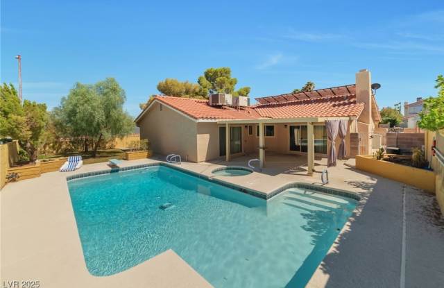 8700 Isola Drive photos photos