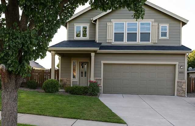 3 Bedroom, 2.5 Bathroom Medford Home photos photos