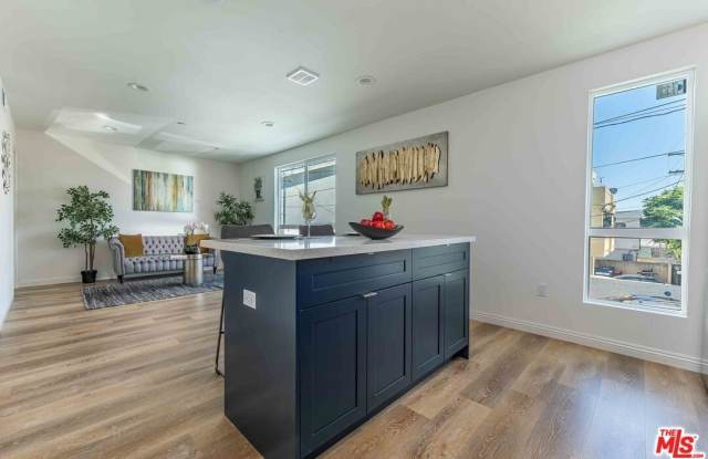 815 N Kingsley Dr - 815 North Kingsley Drive, Los Angeles, CA 90029