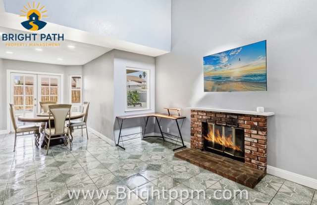 25280 Bay Avenue Gallery 4