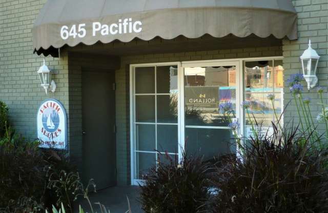 645 Pacific Ave., #307 - 645 Pacific Ave, Long Beach, CA 90802