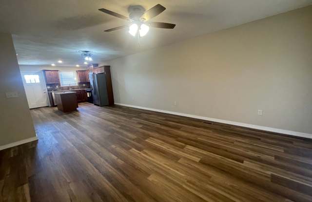 Luxury Lake Living Starts Here – Brand-New 2 Bed, 2 Bath House in Kimberling City- Year Round Vacation Home photos photos