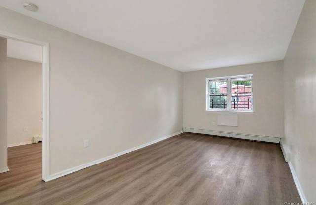 1051 Cauldwell Avenue Gallery 2