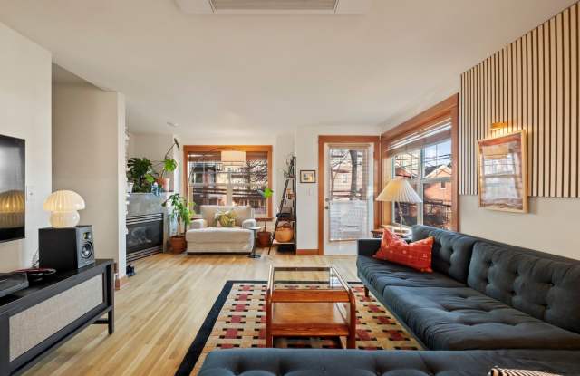 Ravenna Townhome Gallery 4