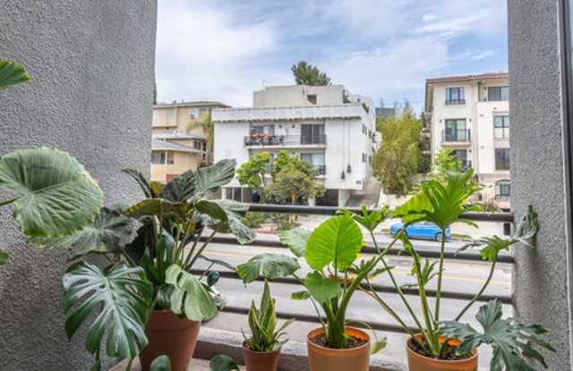 1617 South Beverly Glen Boulevard photos photos