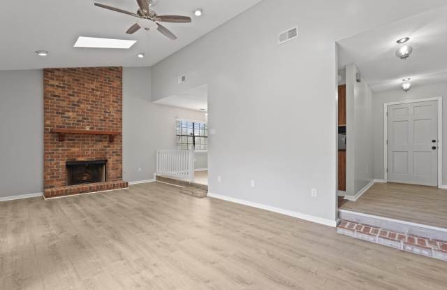 126 Brandlewood Drive Gallery 4