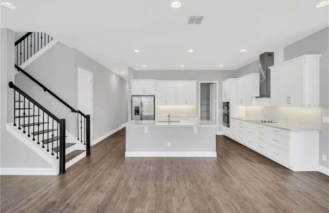 13288 KOCHER WAY Gallery 4