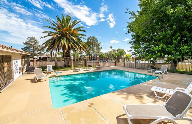 Great 2 Bedroom Condo photos photos