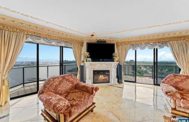1512 Palisade Avenue #18J - 1512 Palisade Avenue, Fort Lee, NJ 07024