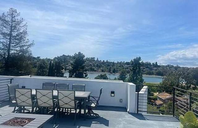 2404 W Glendale Ct Gallery 2