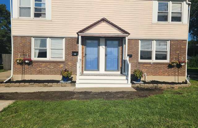 2065 Colvin Boulevard photos photos