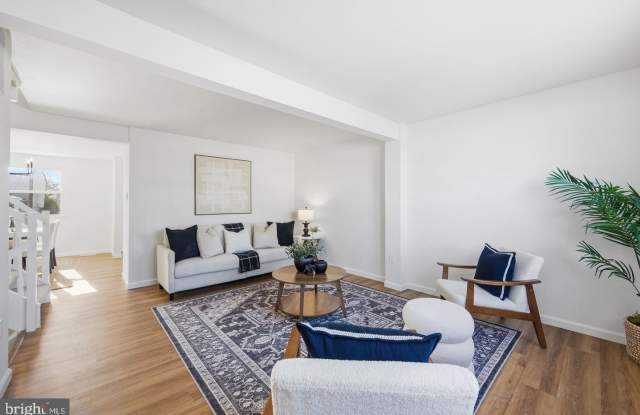 6909 DOUBLEBRAND Court Gallery 2