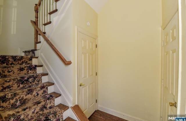 66 Pheasant Run Gallery 4