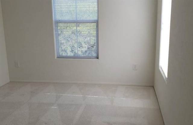 4305 Braeburn Glen St. Unit 102 Gallery 3