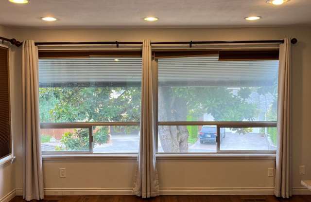 Mercer Island House Gallery 4