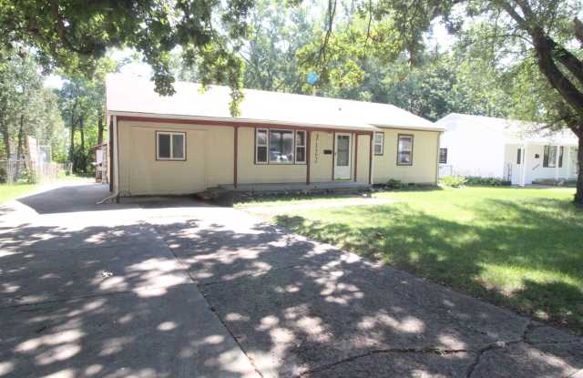 4 Bedroom 2 Bath Updated Home In Overland Park - 7127 Reeds Road, Overland Park, KS 66204