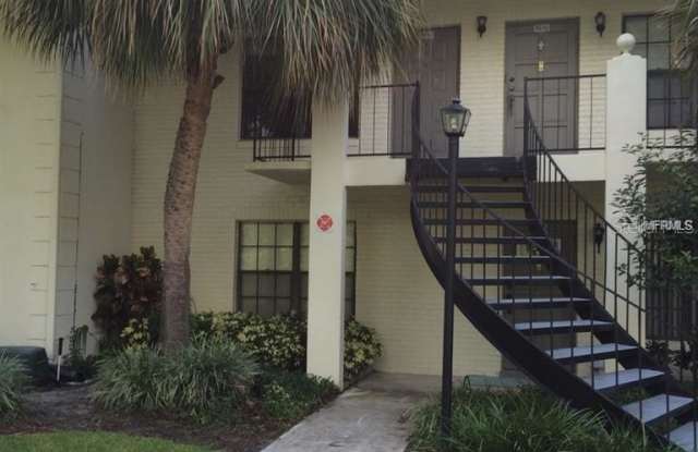 5934 VILLAGE CIRCLE - 5934 Village Circle South, Orlando, FL 32822