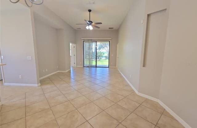 5201 SUNSET CANYON Drive Gallery 3