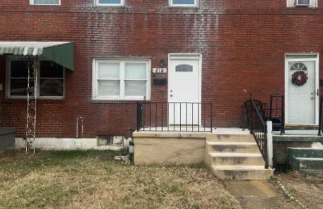 Beautiful Three-Bedroom House In Dundalk - 818 Mildred Avenue, Dundalk, MD 21222