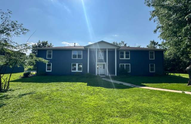101 4th Ave W photos photos