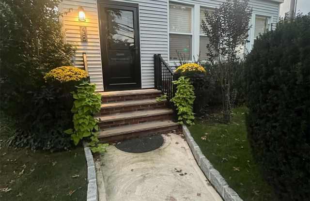 38 Plainfield Avenue - 38 Plainfield Avenue, Floral Park, NY 11001