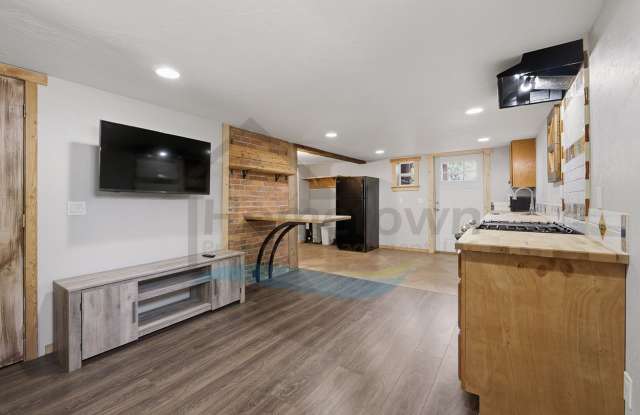 1 Bedroom 1 Bath Home with Off-Street Parking Available in Midtown Coeur d'Alene! photos photos 1 Bedroom 1 Bath Home with Off-Street Parking Available in Midtown Coeur d'Alene! photos photos