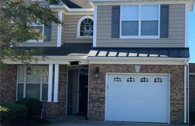 3005 Silver Charm CIR Gallery 1