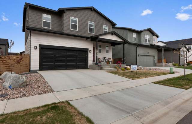 3 Bedroom Home in the Beautiful Mosaic Neighborhood Gallery 3