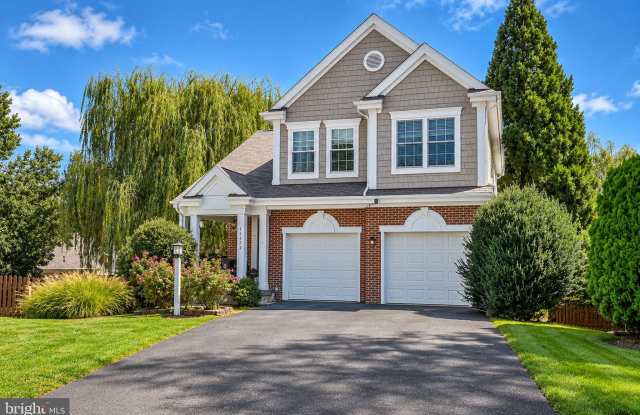 15573 TRISAIL Court Gallery 2