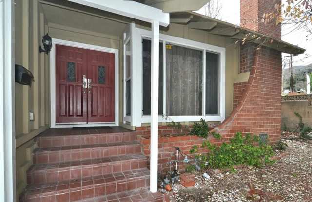 4621 Dunsmore Avenue Gallery 2