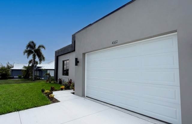 4322 Kismet Parkway West - 1 Gallery 3