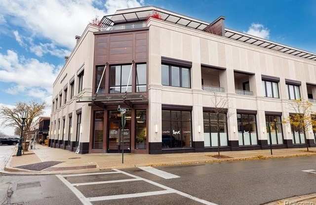 400 S Old Woodward Avenue - 400 South Old Woodward Avenue, Birmingham, MI 48009