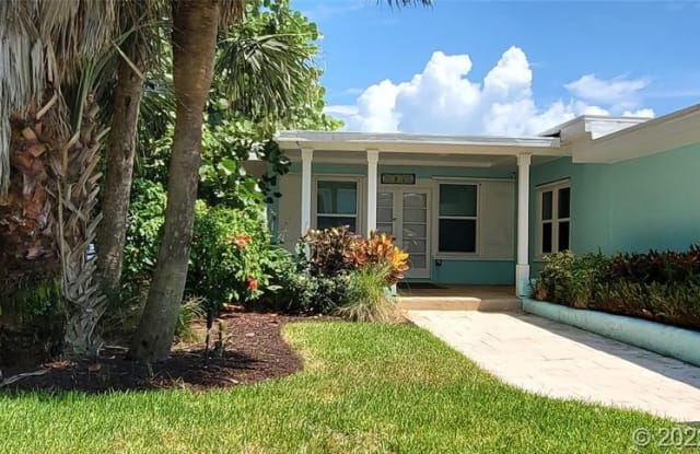1011 Hill Street - 1011 Hill Street, New Smyrna Beach, FL 32169