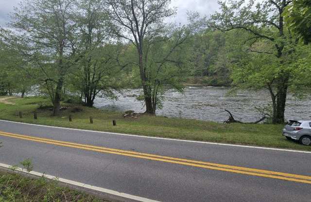 2/1 Home on the River photos photos